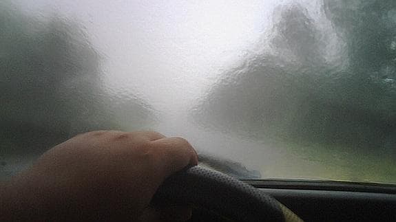 ¿Cómo podemos desempañar los cristales del coche cuando hace frío?