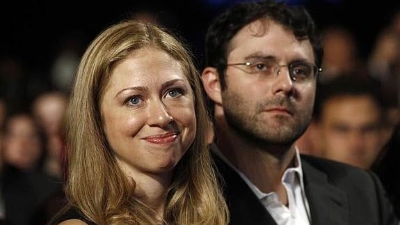 Chelsea Clinton espera su segundo hijo