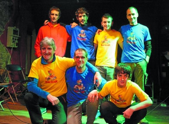 Leitzarrak Lesakako ordezkariekin Atekabeltzen izandako saioan.