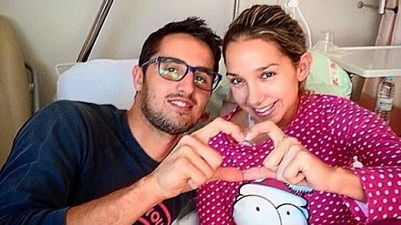 Hugo Vieira y su novia, en una de las estancias en el hospital.