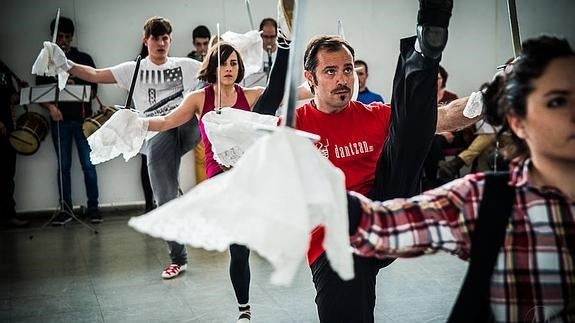 Estreinaldiaren atarian dira, hiru urteko lanaren ostean.