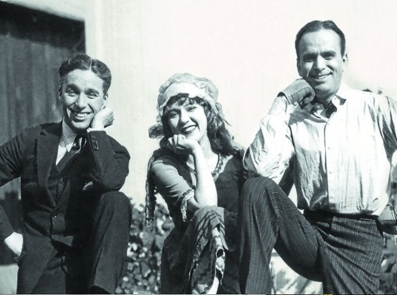Charlie Chaplin, Mary Pickford y Douglas Fairbanks, tres de los fundadores del MPTF. 