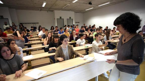 Vídeo: Primer día de Selectividad en Gipuzkoa