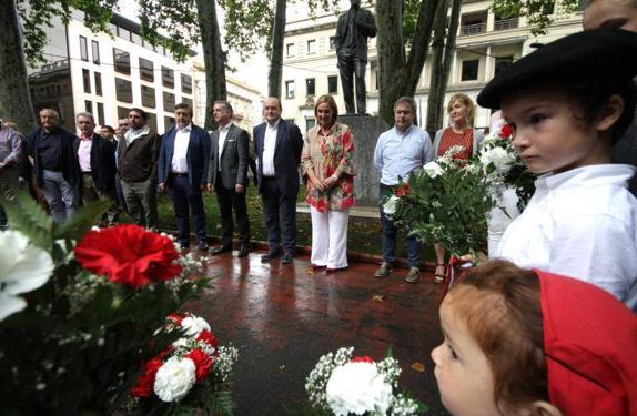 El lehendakari Iñigo Urkullu, el presidente del EBB, Andoni Ortuzar y la presidenta del BBB, Itxaso Atutxa, han presidido los actos conmemorativos del 121 aniversario de la fundación de EAJ-PNV