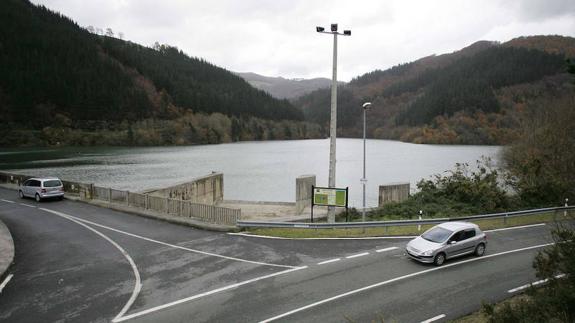 Una vista del embalse de Ibai-eder, en Azpeitia.