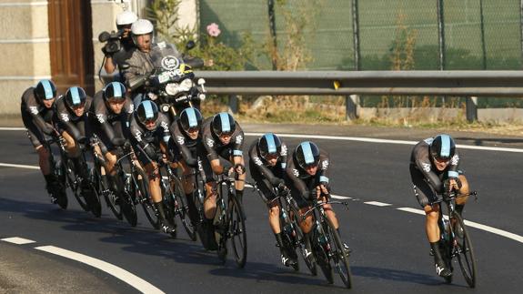 El equipo Sky, en la contrarreloj.  