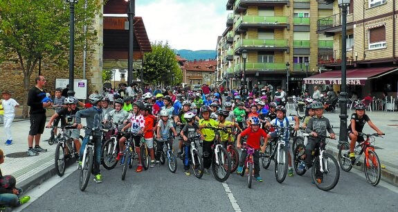 Las bicis tomarán las calles de Lazkao el miércoles. 