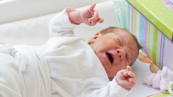 La natalidad baja un 2,1% en Euskadi
