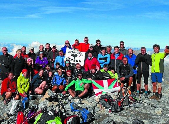 Monte Perdidora egindako irteeraren emanaldia eskainiko da. 