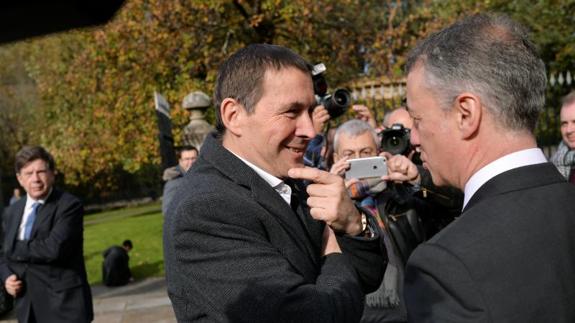 Otegi tiende la mano para construir «un nuevo marco político»