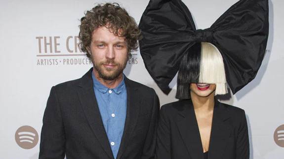 Sia y Erik Anders Lang se divorcian