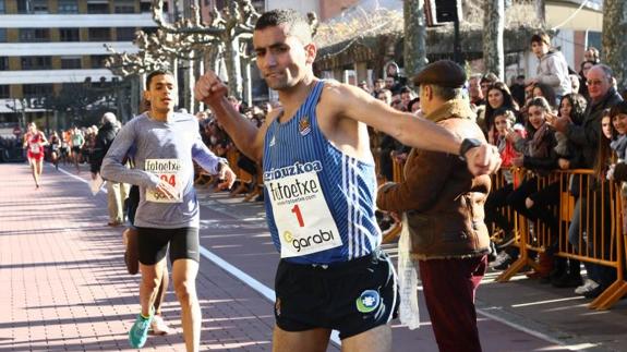 Los marroquíes Oubadi y Boulaid repitieron victoria en Beasain