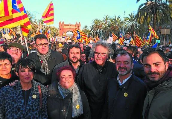 Beitialarrangoitia e Iriarte, con cargos de ERC ayer en Barcelona. 