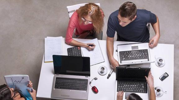 Unos 300 adolescentes podrán aprender en Tabakalera sobre ciberseguridad
