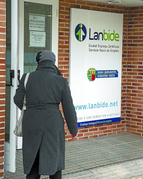 Oficina de Lanbide en Donostia.