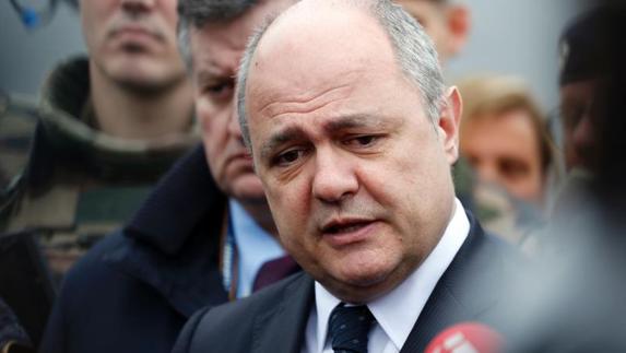 El ministro francés del Interior, Bruno Le Roux