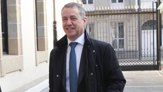 Urkullu dice que «hoy no toca hablar» sobre el desarme de ETA