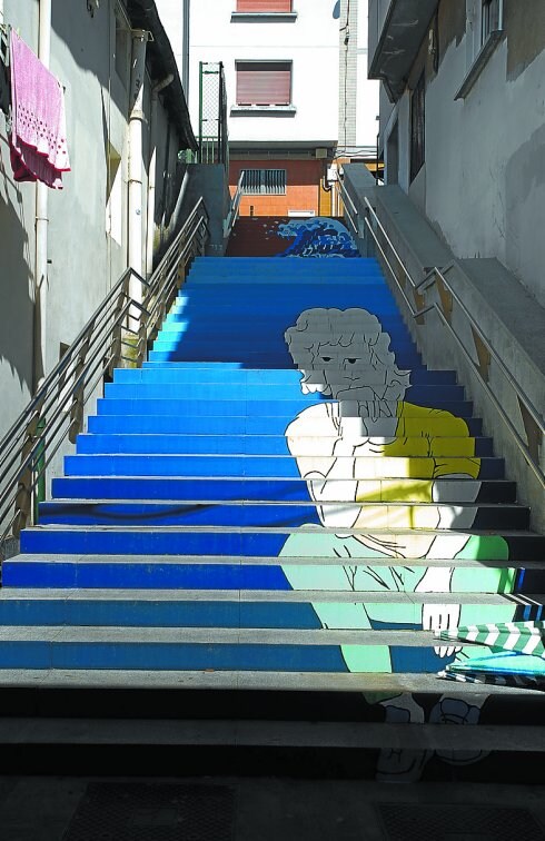 Intervención artística realizada en las escaleras de kale Nagusia.