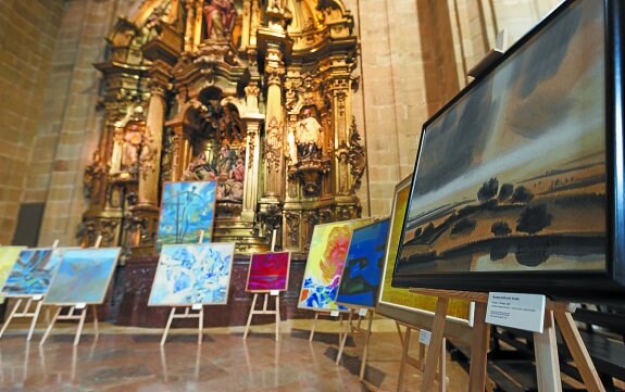 En la basílica se muestran quince trabajos de Álvarez de Eulate.