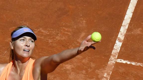 Roland Garros rechaza invitar a Sharapova tras su dopaje