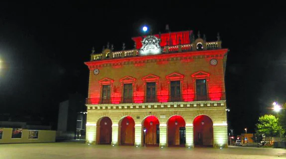 Propuesta sanmarcialera. Una de las posibles iluminaciones con las que se podrá adornar la fachada del consistorio.