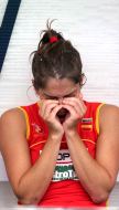 Rocío Ybarra llora tras la derrota de la selección. [EFE]