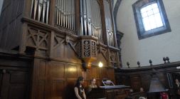 El órgano de la iglesia de San Martín fue comprado con la donación que hizo el andoaindarra Nemesio Olariaga. [UNANUE]