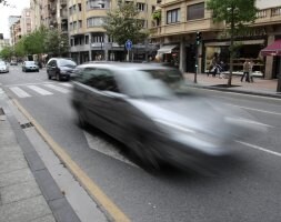 La velocidad se limitará a 30 km/h en el centro para «tranquilizar el tráfico»