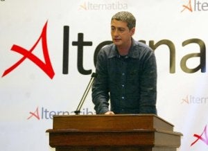 Oskar Matute, portavoz de Alternatiba, ayer en Bilbao. /J.ALEMANY