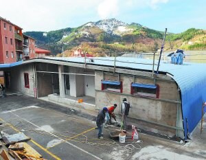 En los centros público de Urki y Amaña se contarán con nuevas guarderías. ::
FELIX MORQUECHO