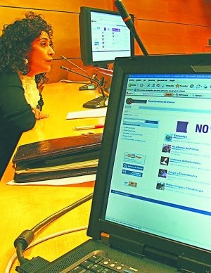 Nueva web. Mariola Serrano, ayer en Bilbao. ::                             TELEPRESS