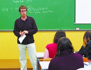 Los alumnos tendrán una amplia oferta de Grados. ::
B. CASTILLO