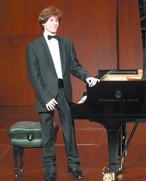 El pianista Rafal Blechacz, en el Victoria Eugenia. ::
N. IRAOLA