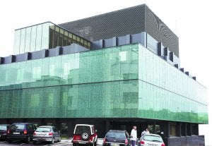 Biodonostia. El edificio acristalado del complejo hospitalario acogerá la investigación biosanitaria. ::                             MIKEL FRAILE