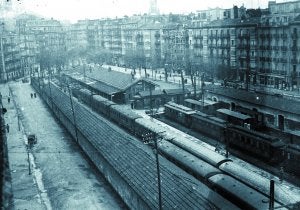 Panorámica de la Plaza de Easo ocupada por la Estación de Amara. ::
KUTXA FOTOTEKA