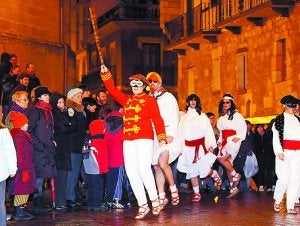 Azeri Dantza. Iazko inahuterietako irudi bat. ::
ARIZMENDI