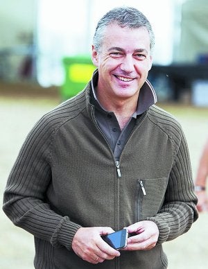 Urkullu reivindicará hoy el liderazgo del PNV para un nuevo estatus vasco