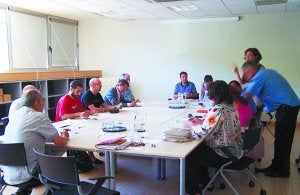 Reunidos. Los representantes de la Asamblea de Servicios de Txingudi aprobaron ayer las tasas de 2012.