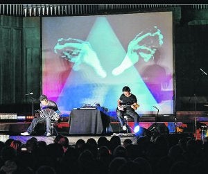 Un momento de una actuación del grupo Narcotango.