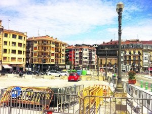 Otro paso. La construcción del hotel permitirá, además, urbanizar otra parcela del ámbito San Juan. ::                             DE LA HERA