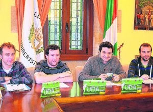 Uda 2013. Torrea, Tello, Arruti y Unsuain, explicaron los detalles de la campaña comarcal. ::
ARIZMENDI