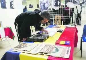 La Asociación Republicana inauguró el martes la exposición 'Mirada a la República'. ::
F. DE LA HERA