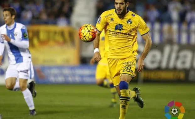 La Ponferradina incorpora a Fernando Román.