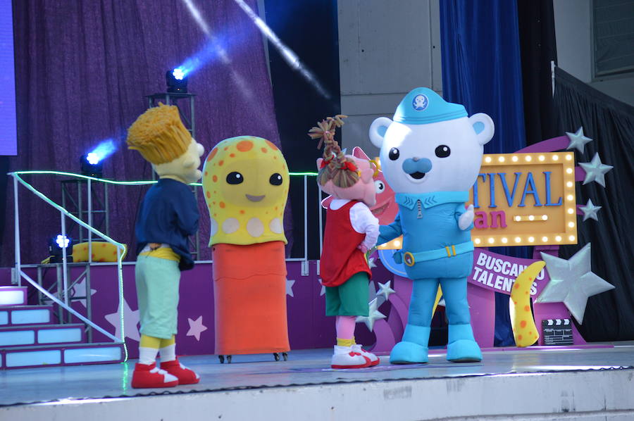 El show de Clan en La Encina