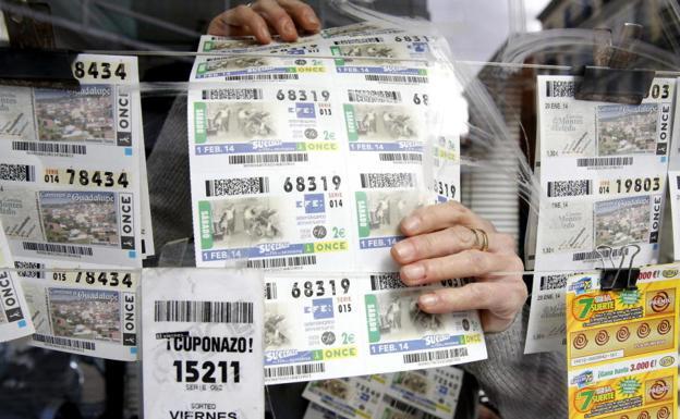 La ONCE reparte 475.000 euros en premios en Ponferrada.