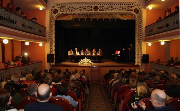 Imagen del Teatro Enrique Gil y Carrasco de Villafranca.