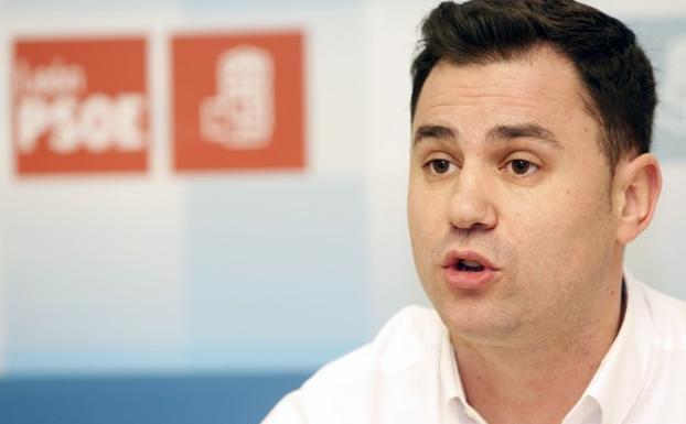 El secretario general del PSL-PSOE, Javier Alfonso Cendón.