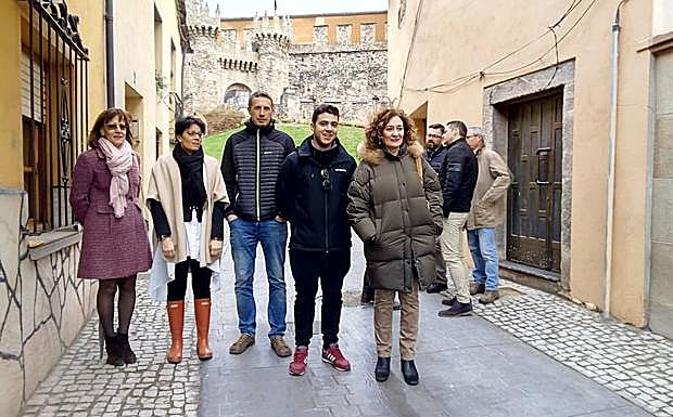 La alcaldesa de Ponferrada y la presidenta del Imfe durante la presentación de las obras.