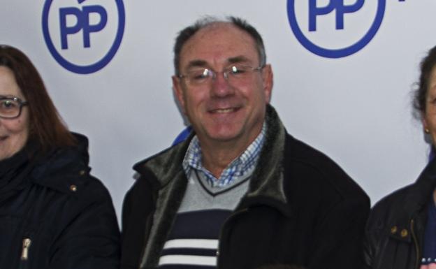Sigifredo Benavides deja de ser concejal de Bienestar Social en Bembibre.