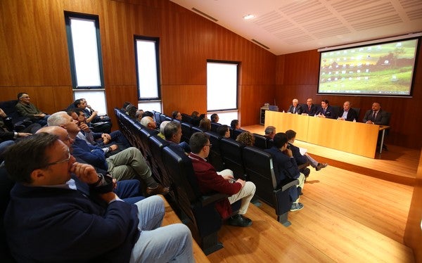 Fotos: Jornada de Bierzo Hub dedicada al sector de la madera